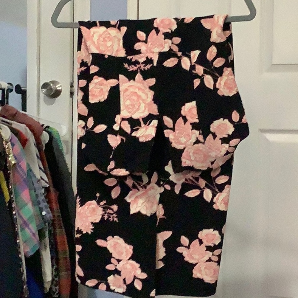 Black and pink flower dress